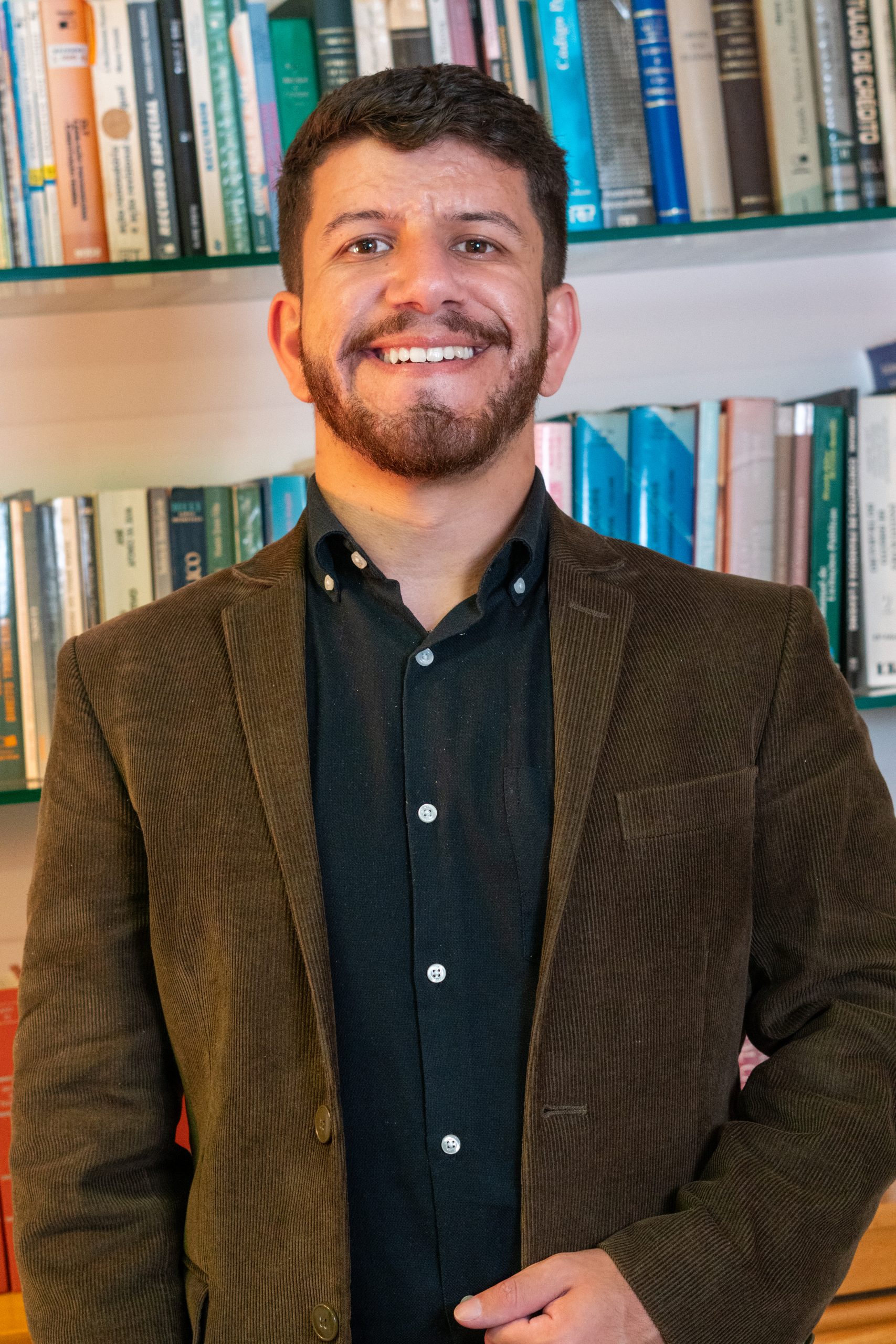 Dr. Larson <br>Mateus Ferreira