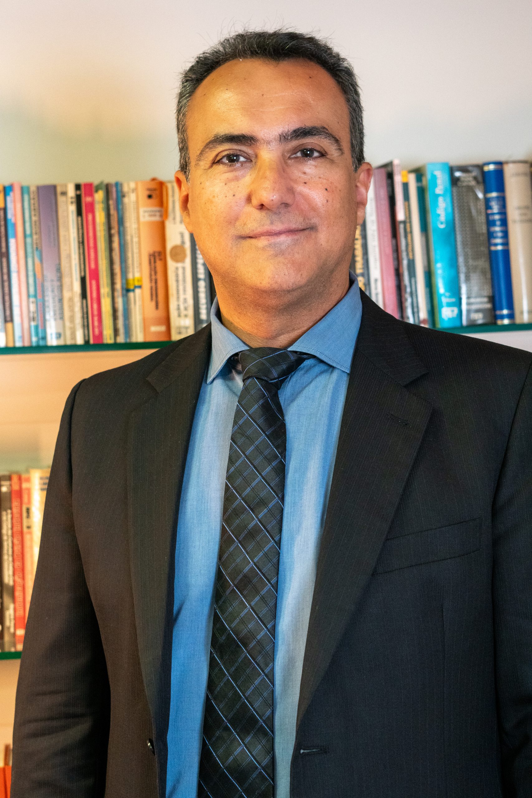 Dr. Leonel <br> Trevisan Jr.